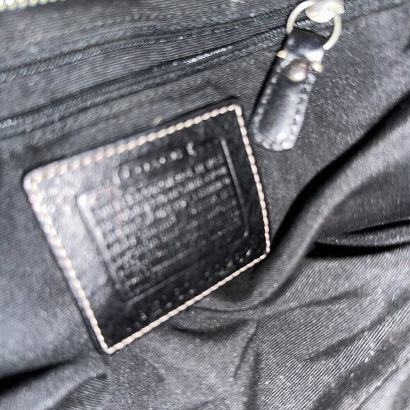 Small Black Coach Hampton Leather Snakeskin Handbag - Picture 8 of 15